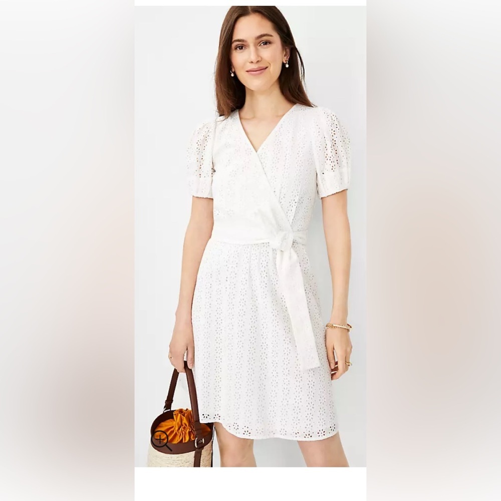 Ann Taylor Eyelet Flare Dress Puff Sleeves Belted White size 8
